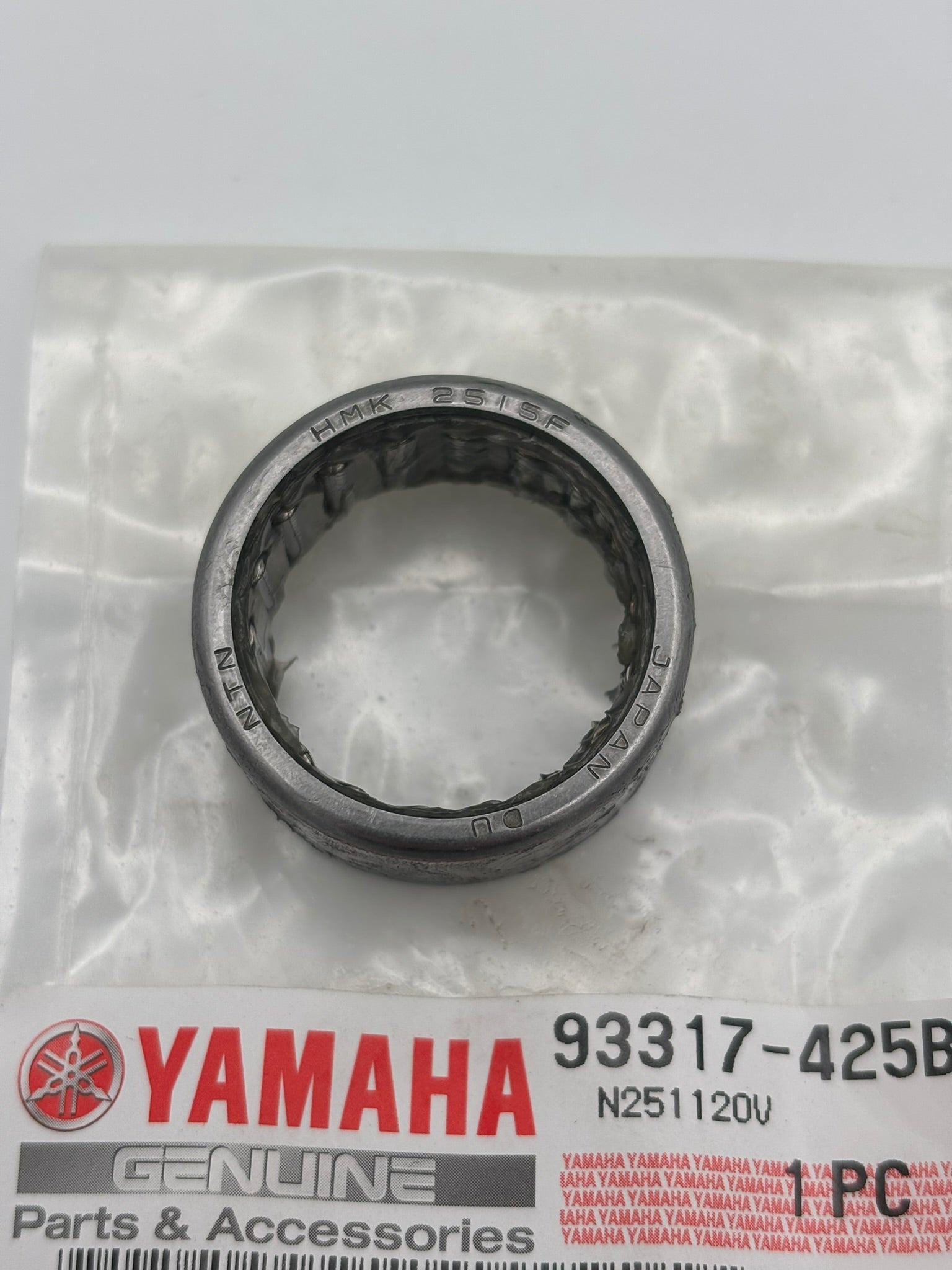 YAMAHA BEARING (SUB 93315-42536-00 ) 93317-425B7-00 Y208