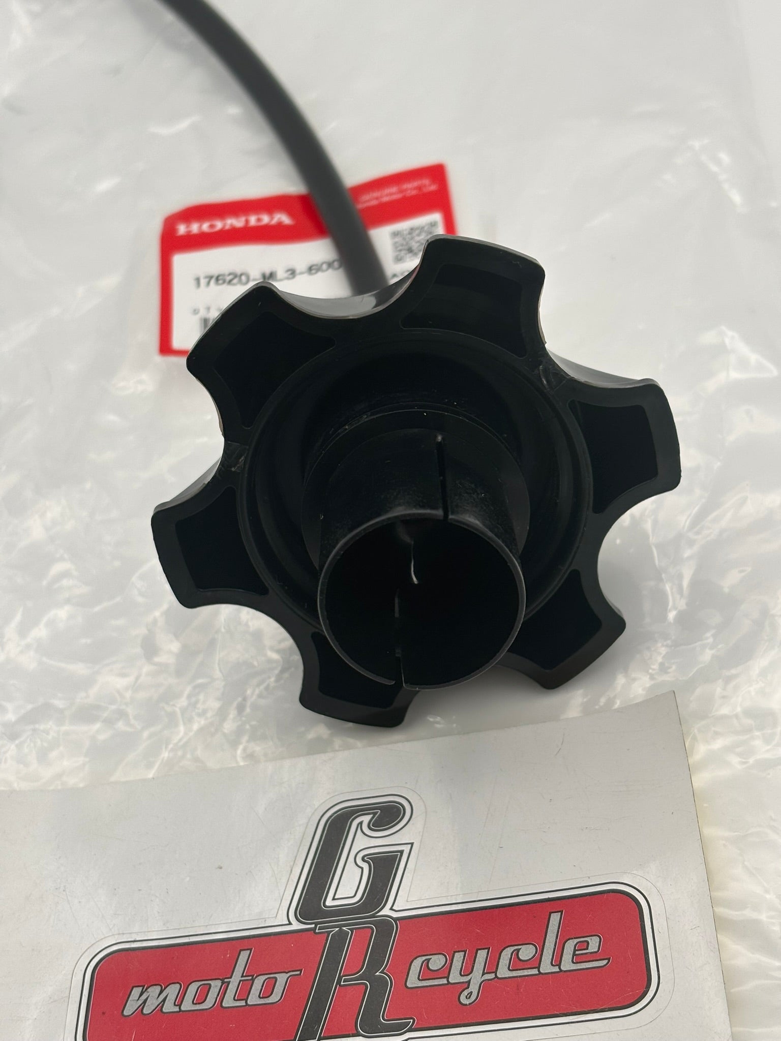 HONDA FUEL TANK CAP ASSY 17620-ML3-600 H137