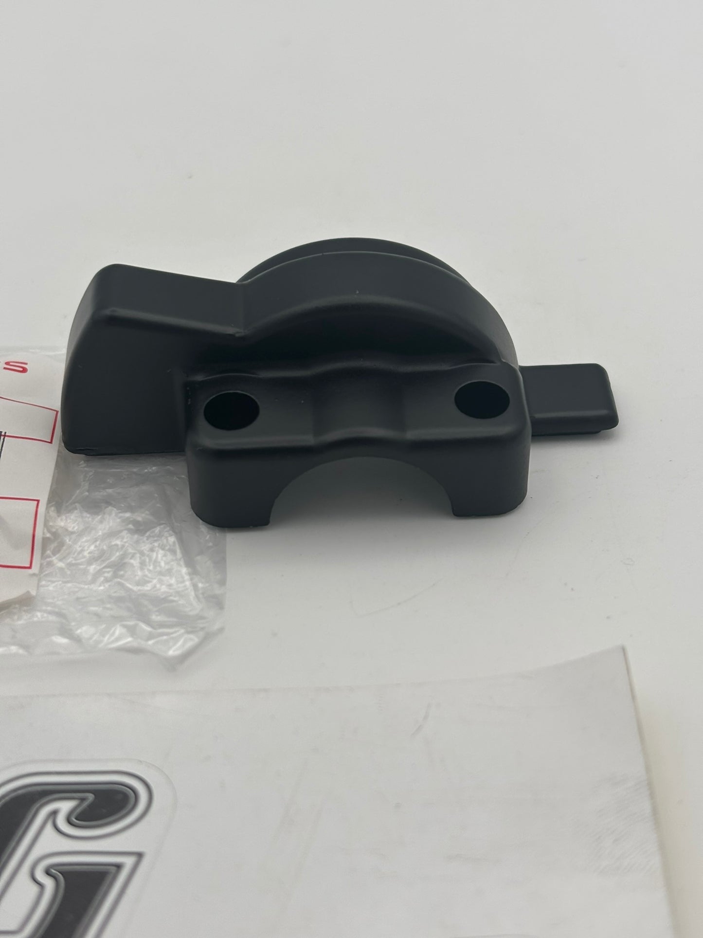 KAWASAKI LOWER THROTTLE CASE 32099-1138 K29