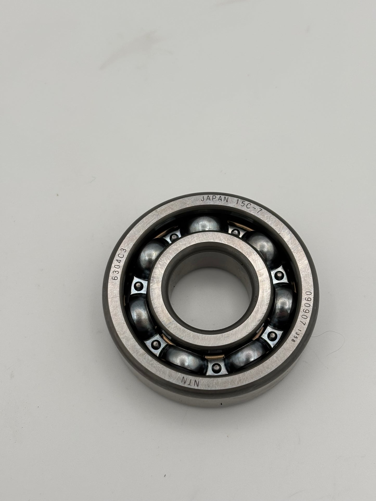 YAMAHA BEARING 6304 52MM 93306-30407-00 Y208