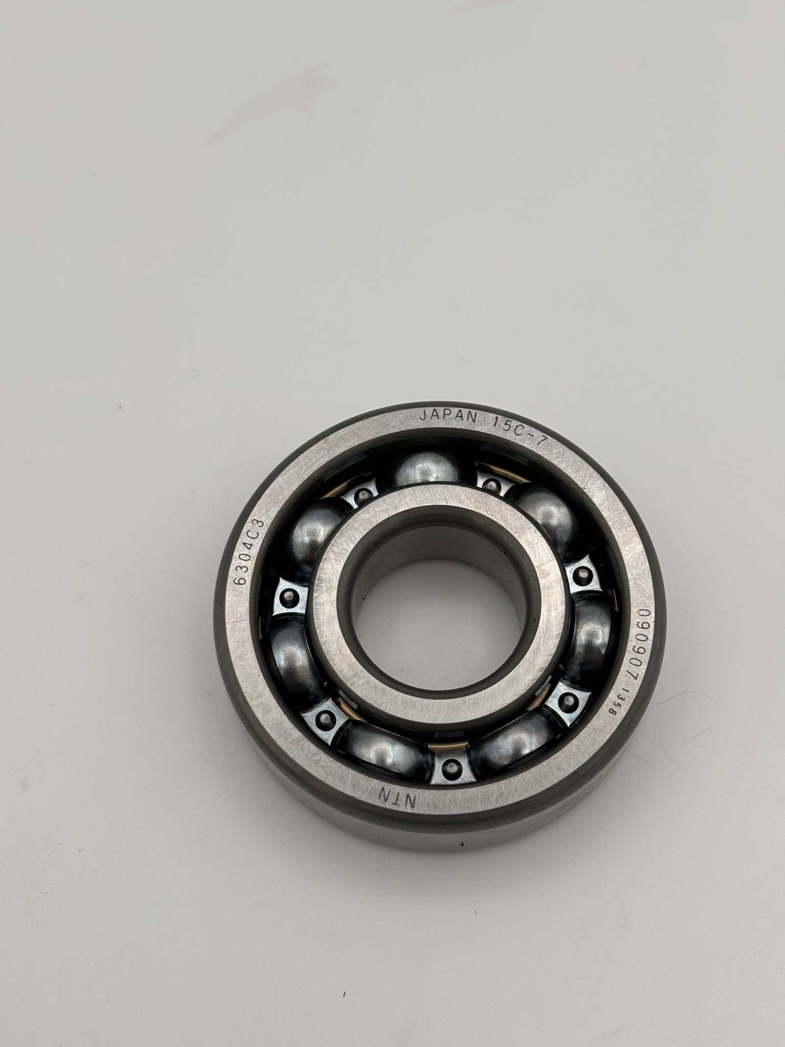 YAMAHA BEARING 6304 52MM 93306-30407-00 Y208