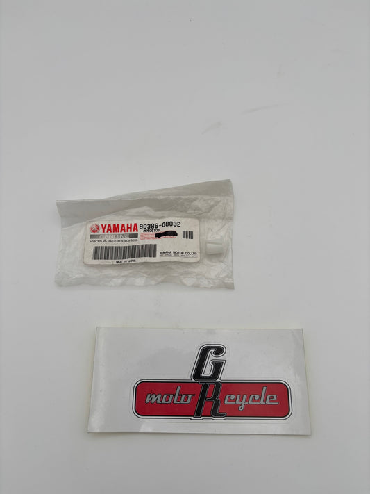 YAMAHA BUSH (650) 90386-08032-00 Y208
