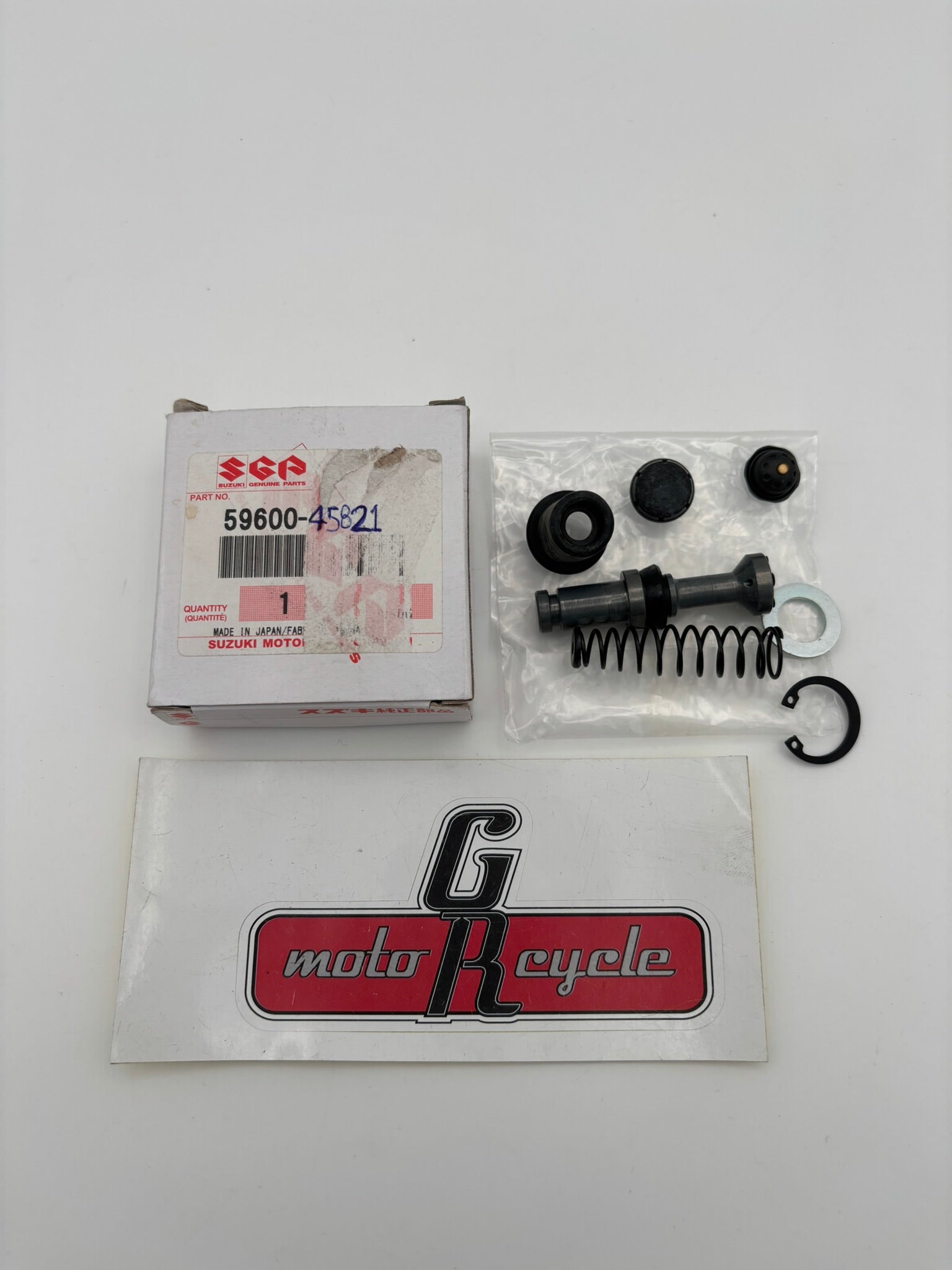 SUZUKI MASTER CYLINDER REPAIR KIT (SUB 59600-45820 59600-18824 ) 59600-45821 S61