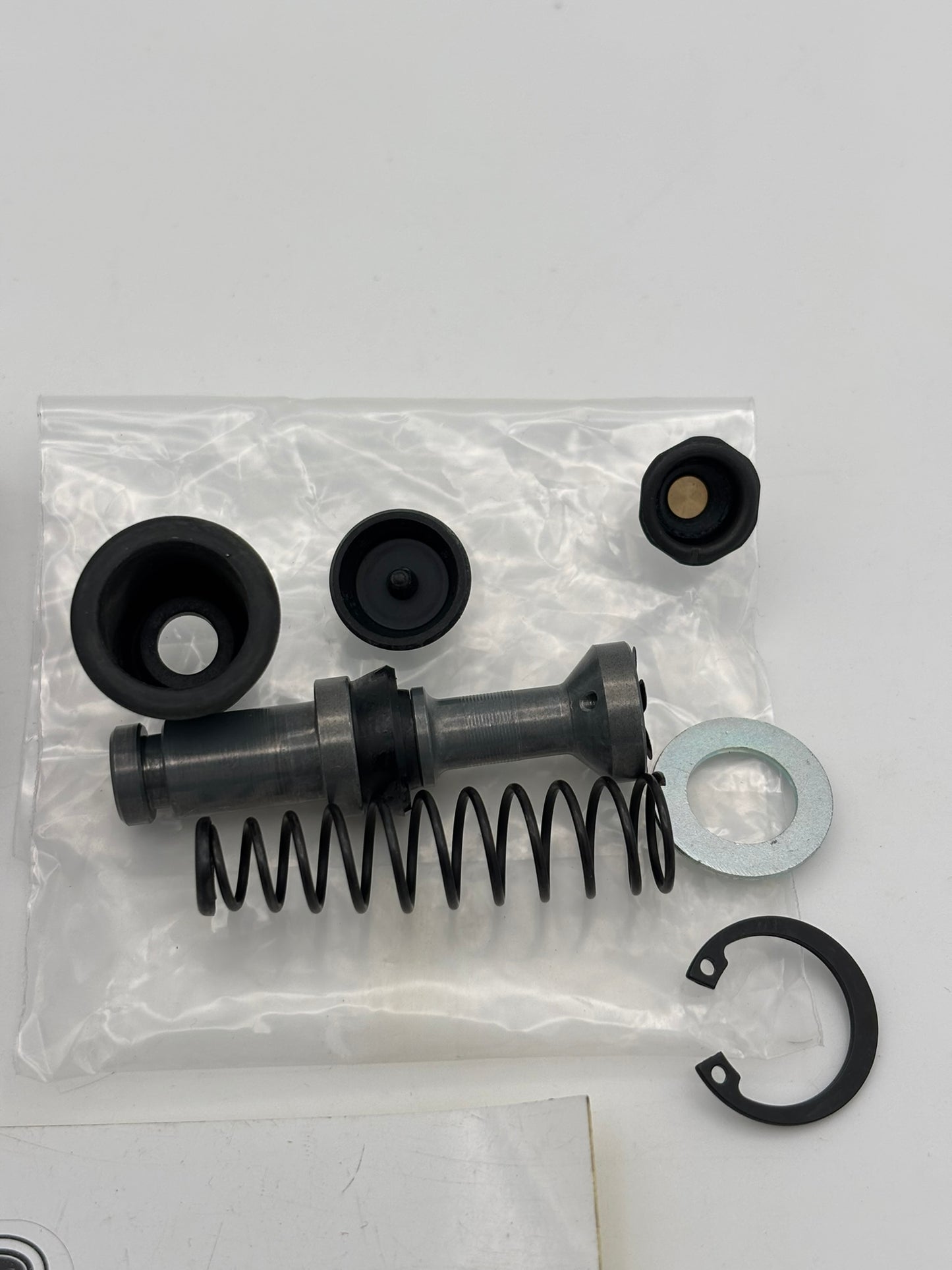 SUZUKI MASTER CYLINDER REPAIR KIT (SUB 59600-45820 59600-18824 ) 59600-45821 S61