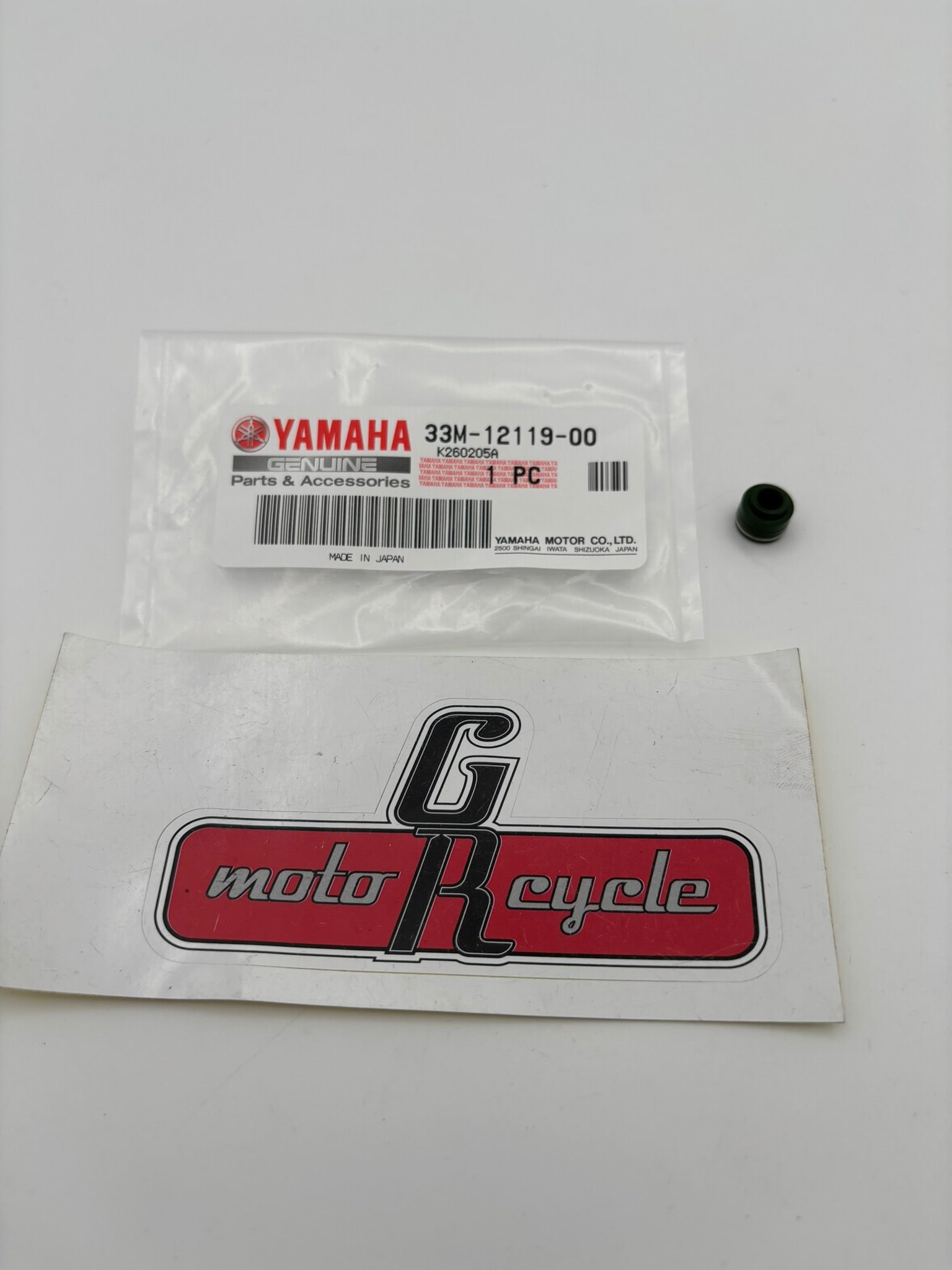 YAMAHA VALVE STEM SEAL 33M-12119-00-00 Y64