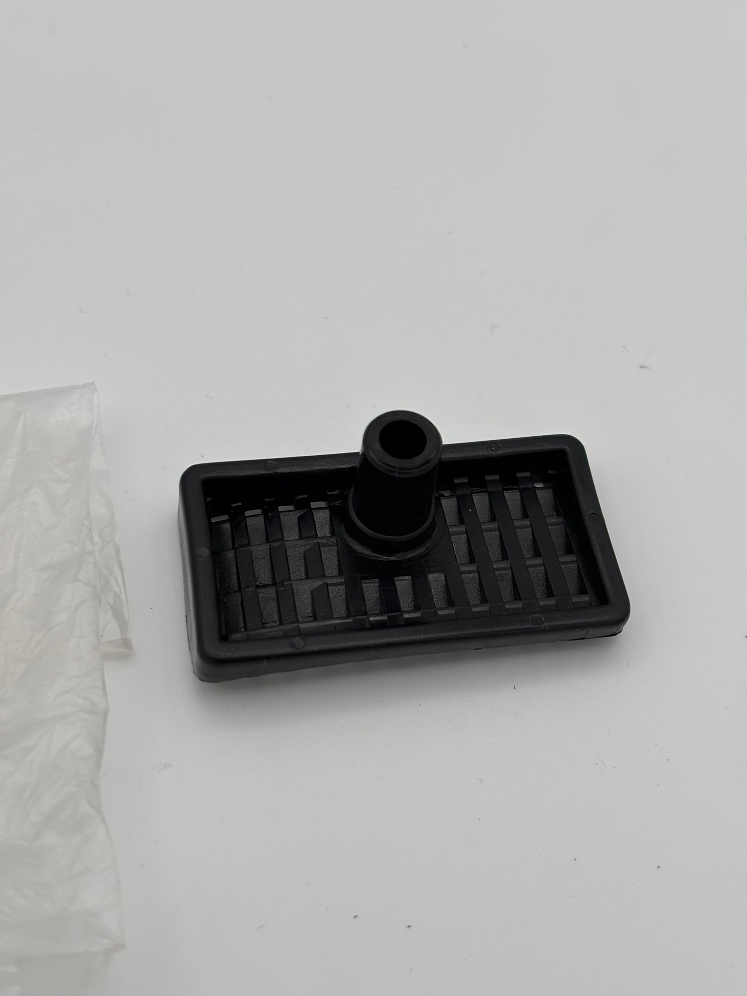 YAMAHA WATER INLET COVER 6H1-45214-00-00 Y210