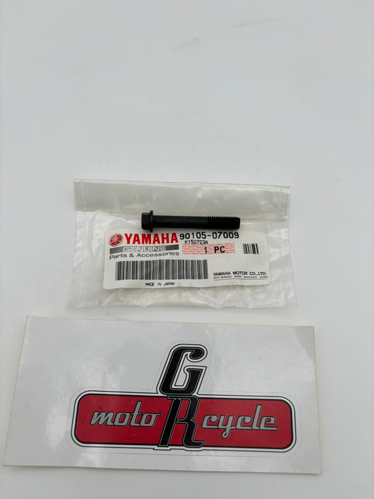 YAMAHA FLANGE BOLT 90105-07009-00 Y211