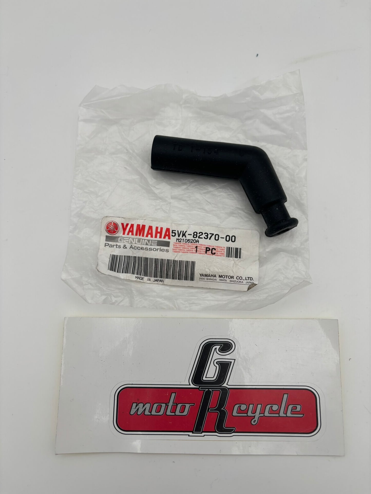 YAMAHA PLUG CAP ASSY 5VK-82370-00-00 Y223