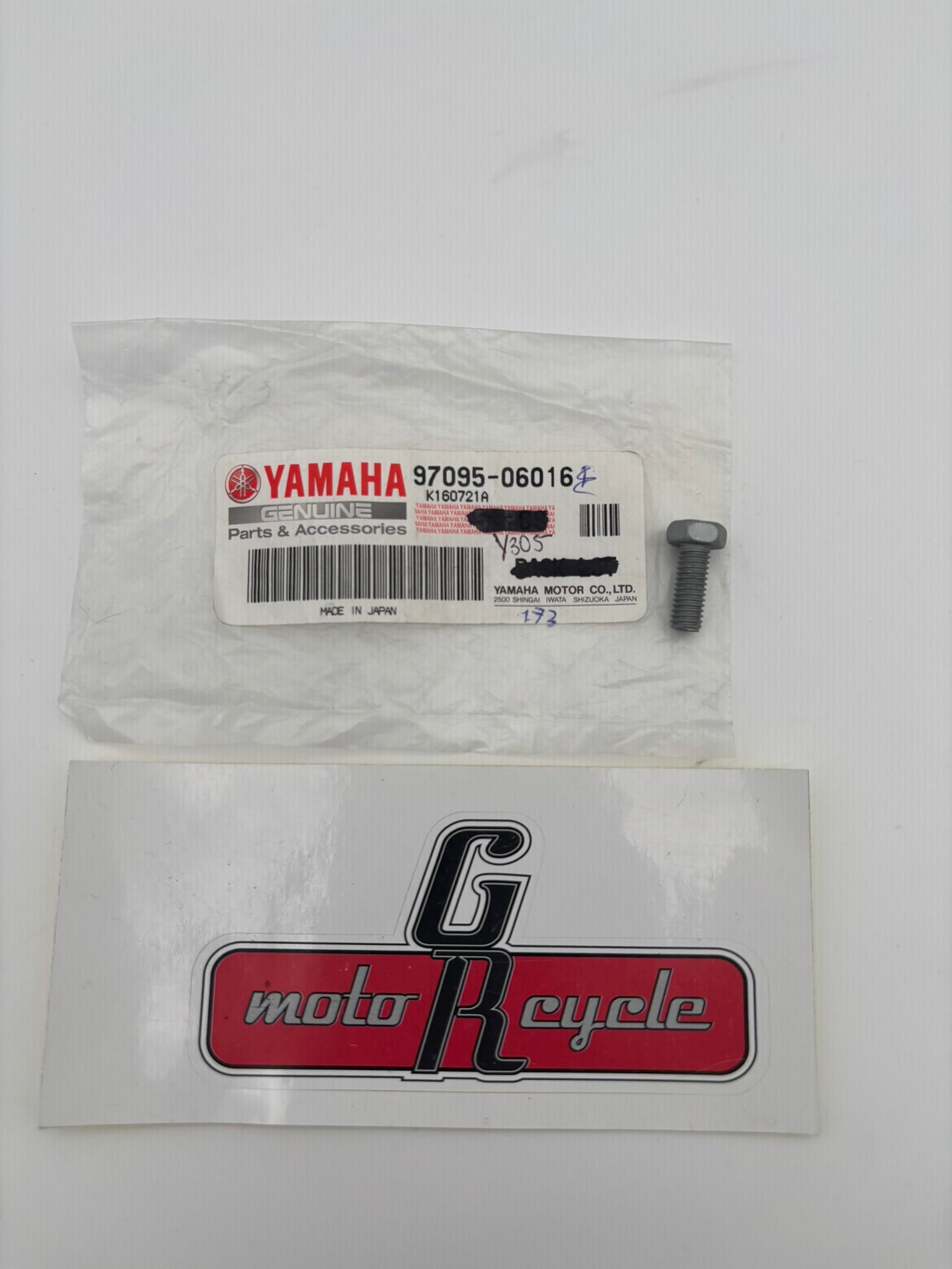 YAMAHA BOLT SUB 97D95-06016-00 97095-06016-00 Y215