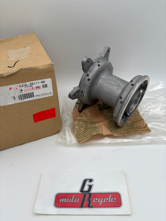YAMAHA FRONT HUB 1SL-25111-00-00 Y226