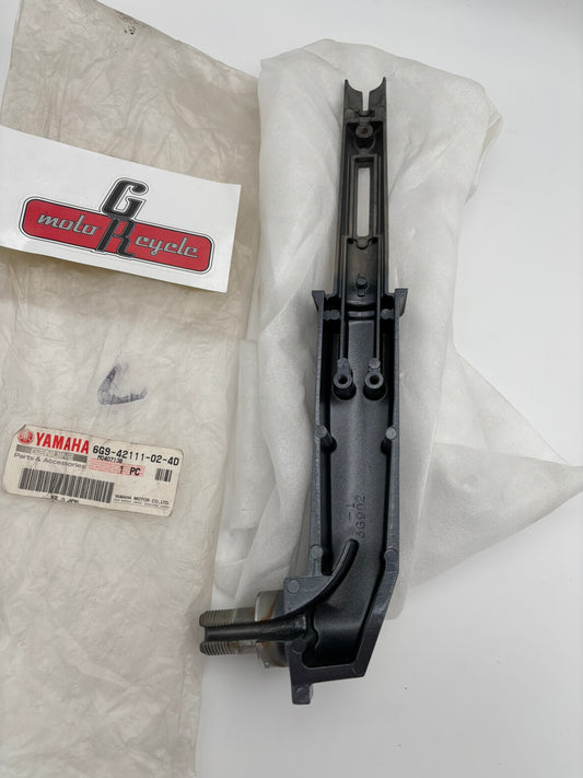 YAMAHA STEERING HANDLE SUB 6G9-42111-04-4D 6G9-42111-02-4D Y229