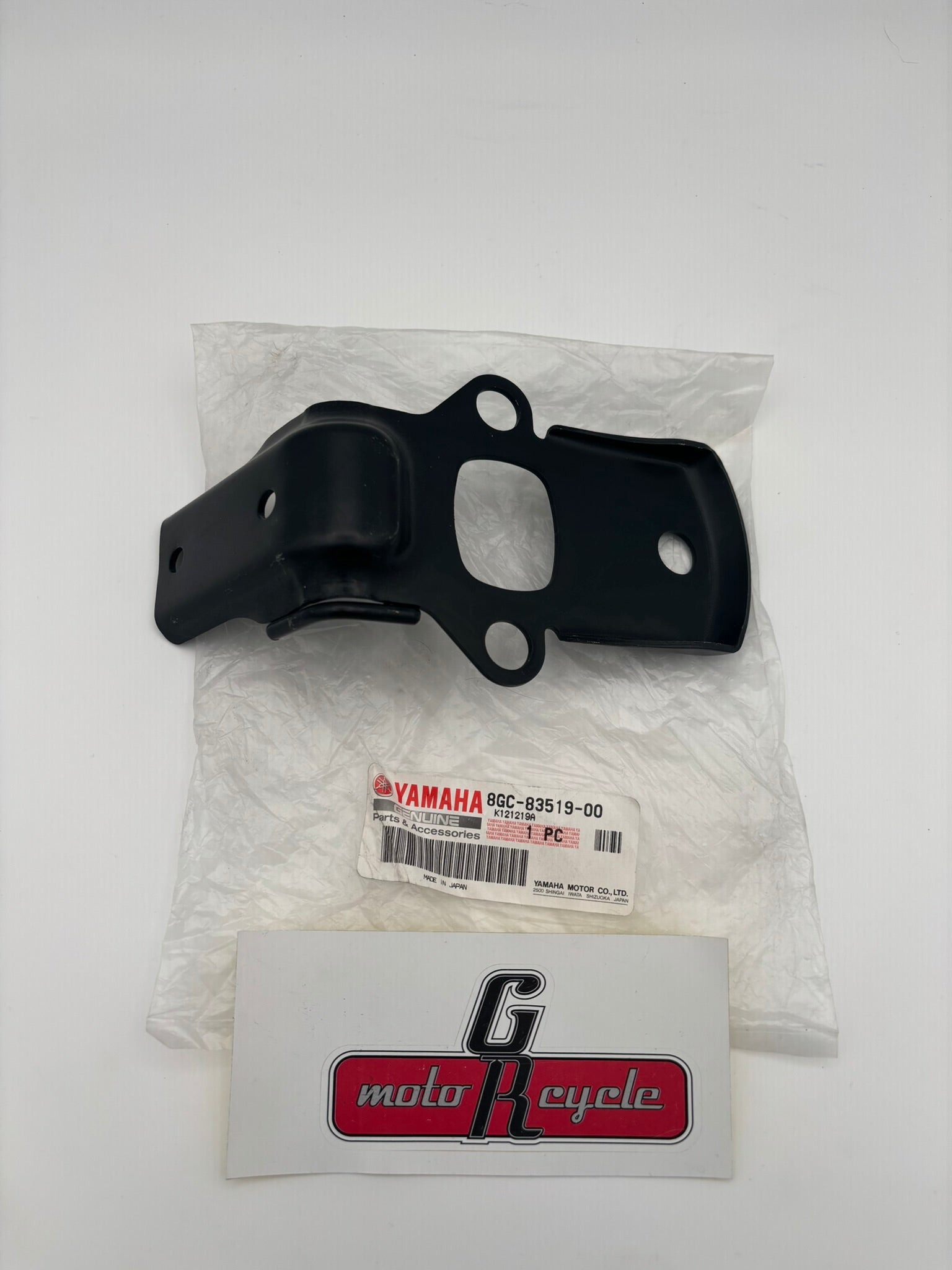 YAMAHA METER BRACKET 8GC-83519-00-00 Y234