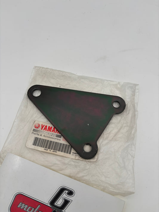 YAMAHA STAY ENGINE 3 3HN-21316-00-00 Y236