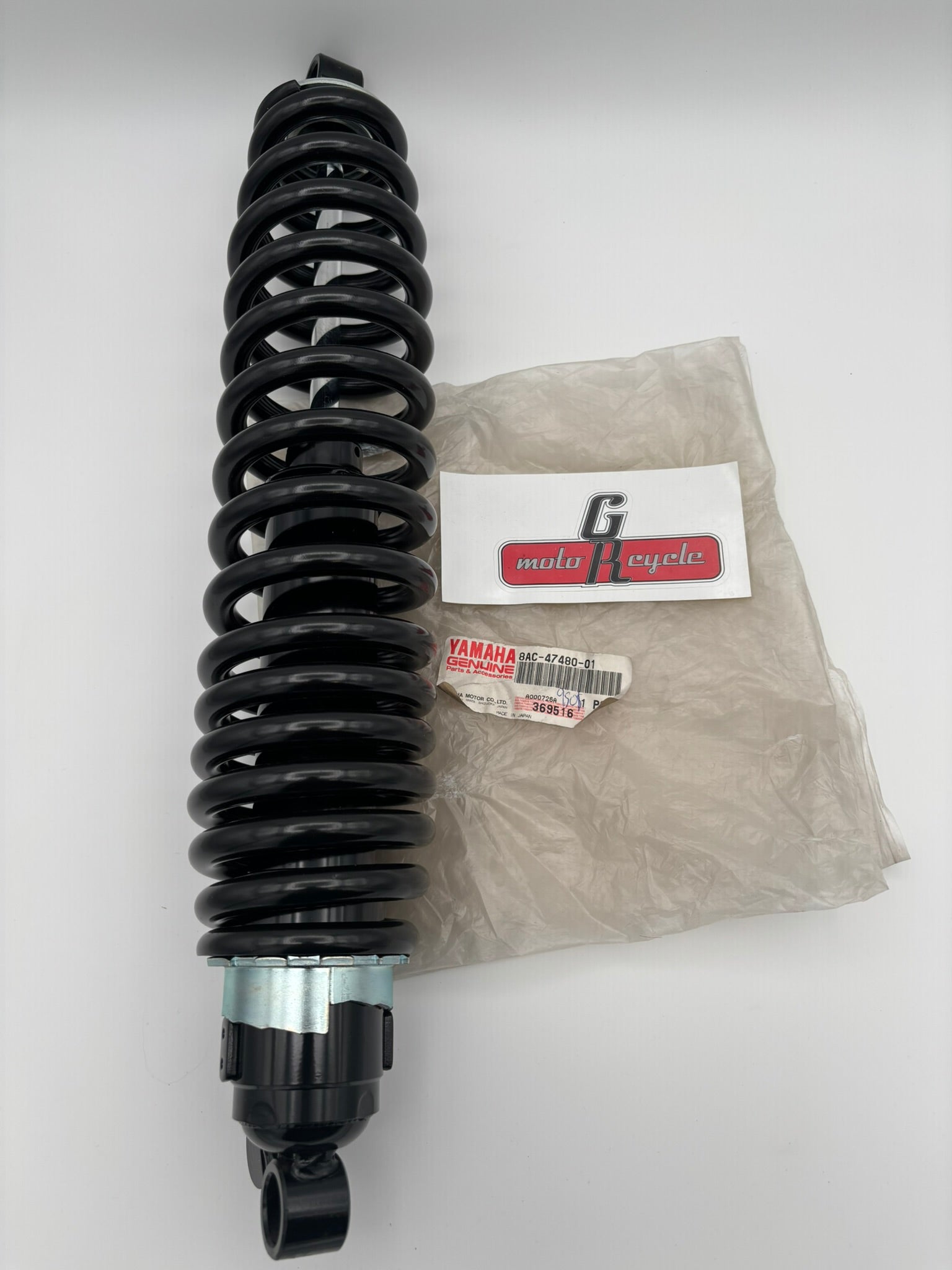 YAMAHA SHOCK ABSORBER 8AC-47480-01-00 Y238