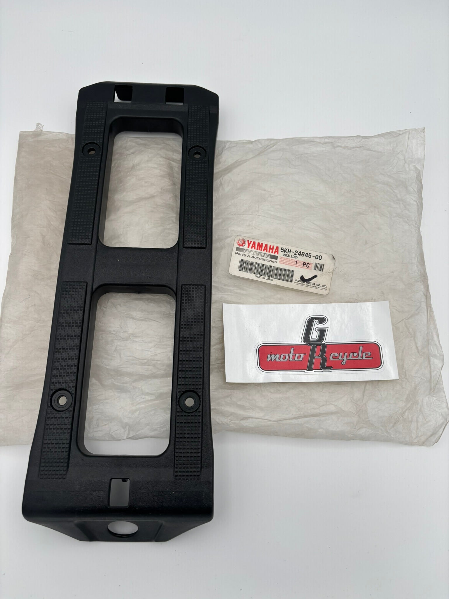 YAMAHA COVER 1 5KM-24845-00-00 Y240