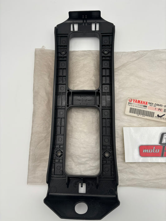 YAMAHA COVER 1 5KM-24845-00-00 Y240