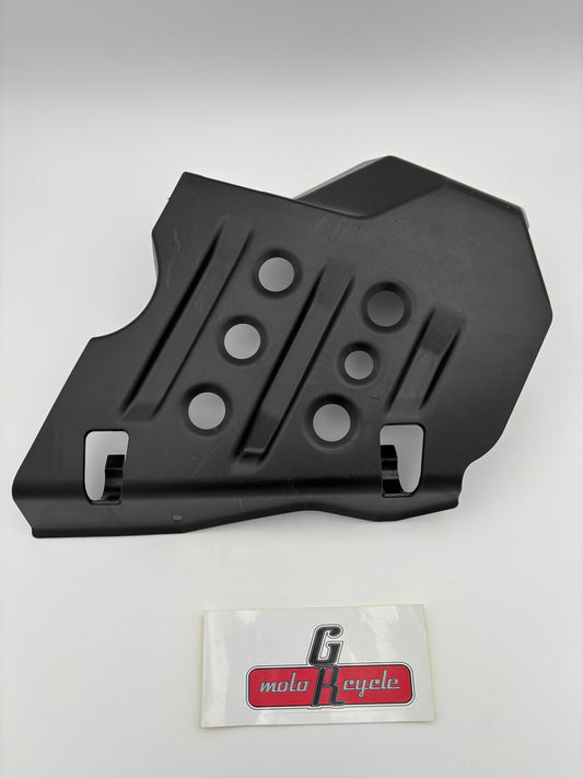 YAMAHA THRUST COVER 2 2BG-F2129-01-00 Y241