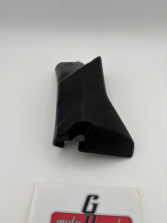 YAMAHA THRUST COVER 3B4-22129-00-00 Y241