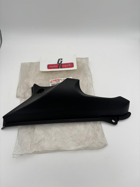 YAMAHA COVER 2 8GJ-24846-00-00 Y242