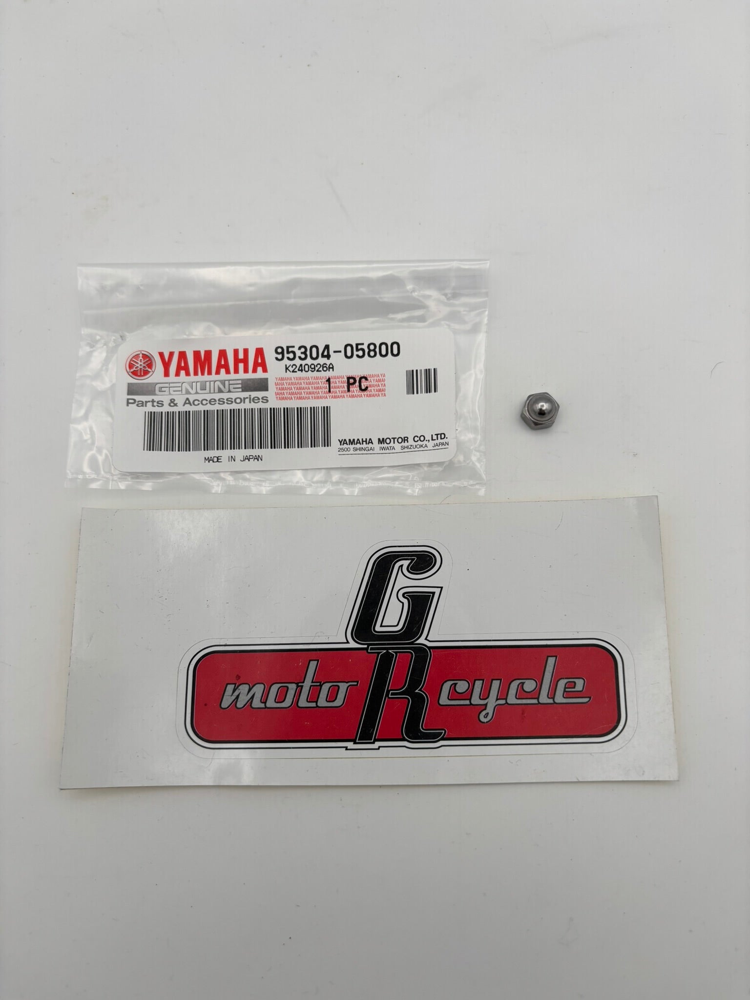 YAMAHA CROWN NUT 95304-05800-00 Y248