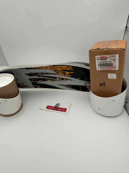 YAMAHA 2010 GX1800 RIGHT HAND GRAPHIC 2 FOR BLACK F2C-U417C-30-00 Y255