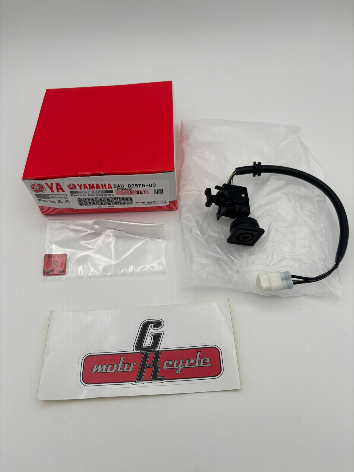 YAMAHA ENGINE STOP SWITCH 8AU-82575-09-00 Y113