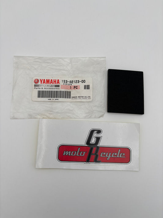 YAMAHA BATTERY SEAT 1S3-82123-00-00 Y255