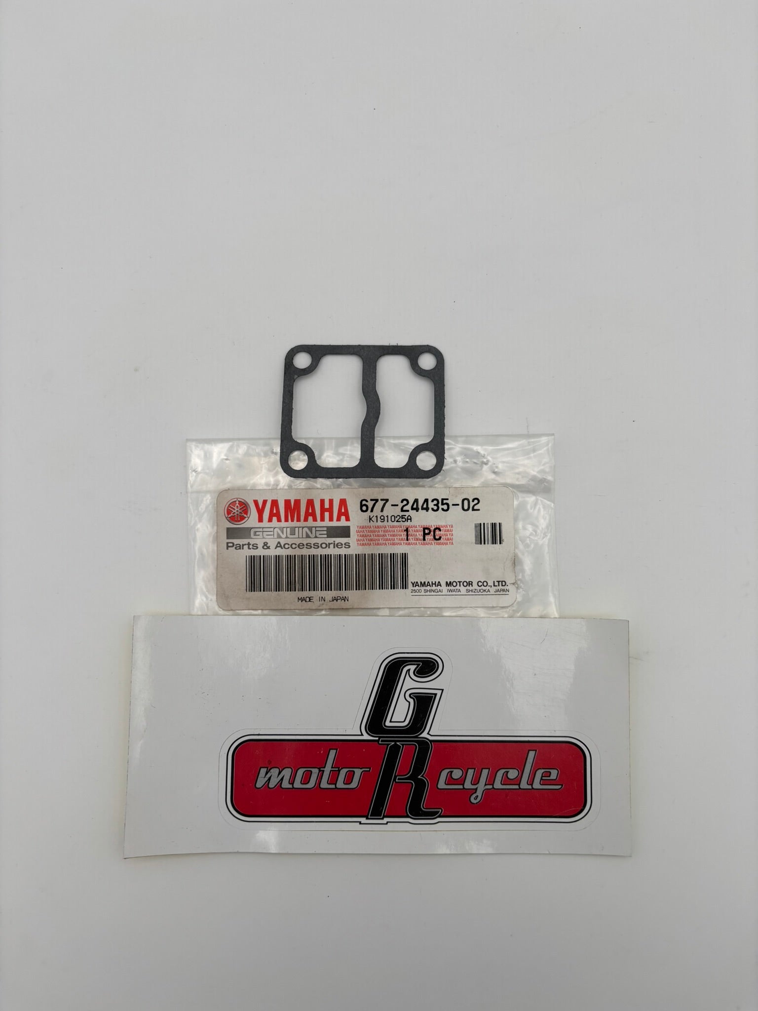 YAMAHA BODY GASKET SUB 677-24435-03-00 677-24435-02-00 Y258