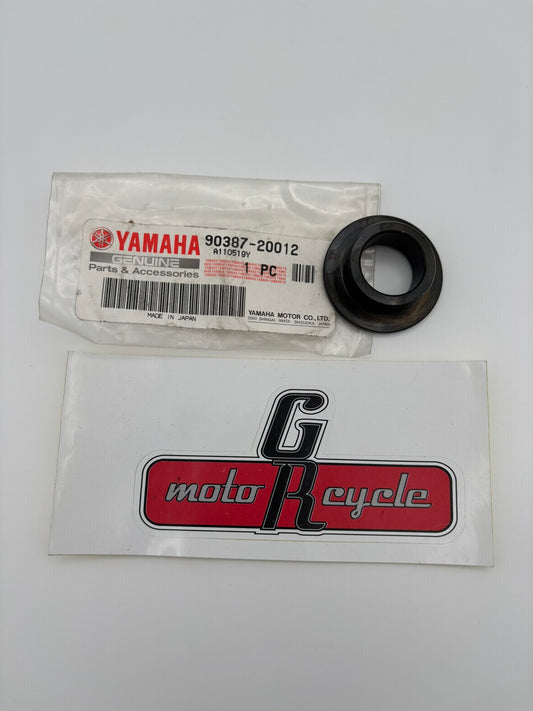 YAMAHA COLLAR SUB 90387-20033-00 90387-20012-00 Y261