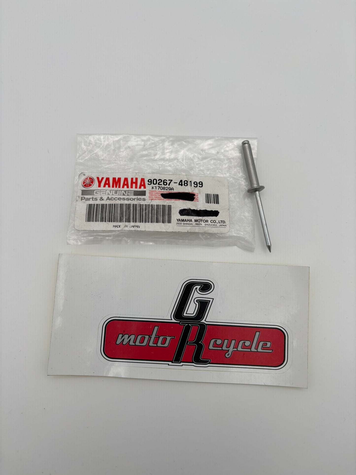 YAMAHA BLIND RIVET 90267-48199-00 Y263