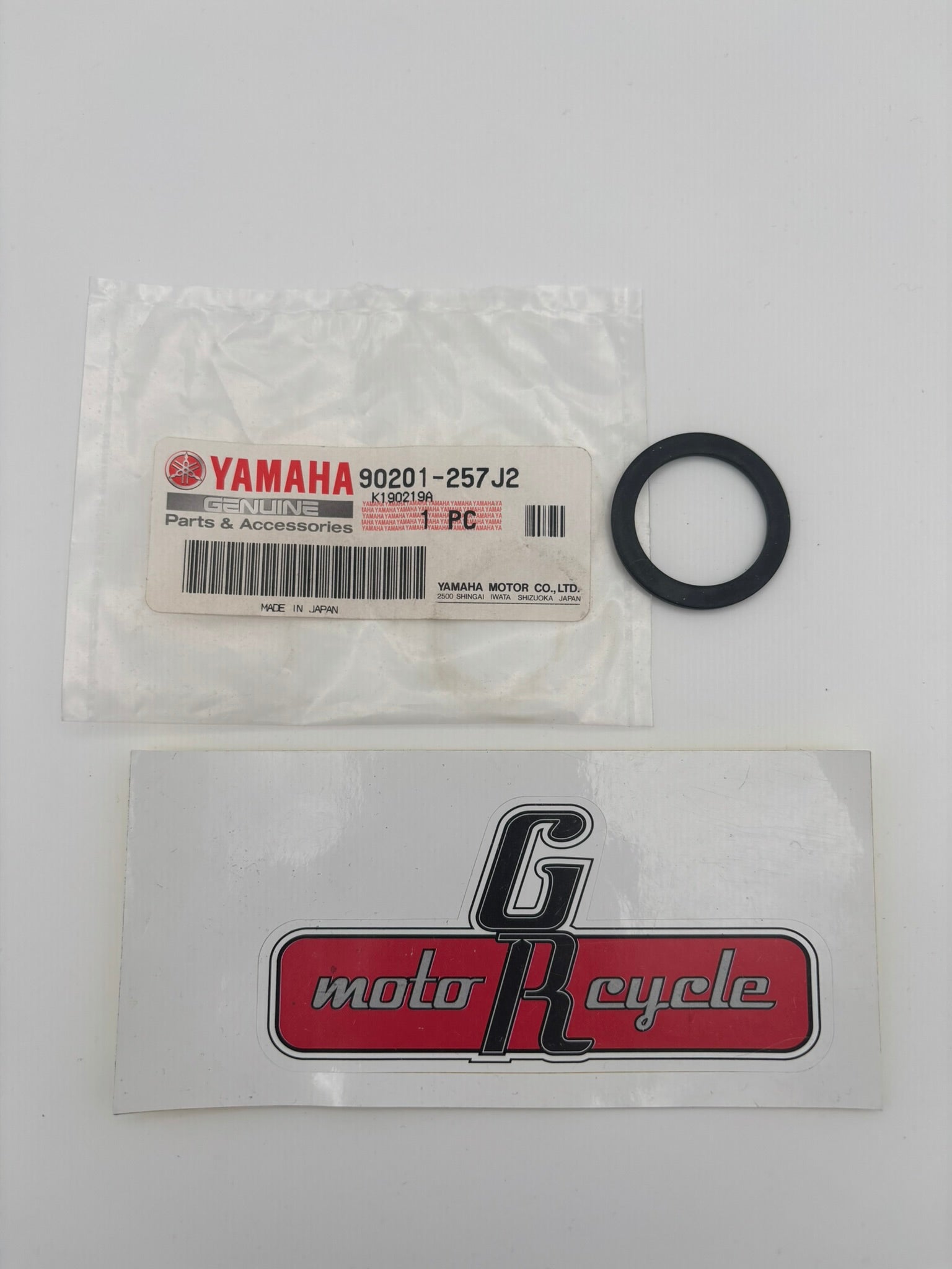 YAMAHA PLATE WASHER 90201-257J2-00 Y265
