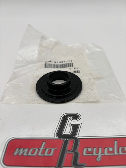 YAMAHA SPACER 8CR-47341-11-00 Y269
