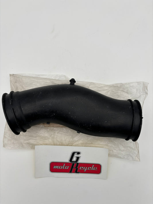 YAMAHA SURGE TANK JOINT 5EB-1446F-00-00 Y271