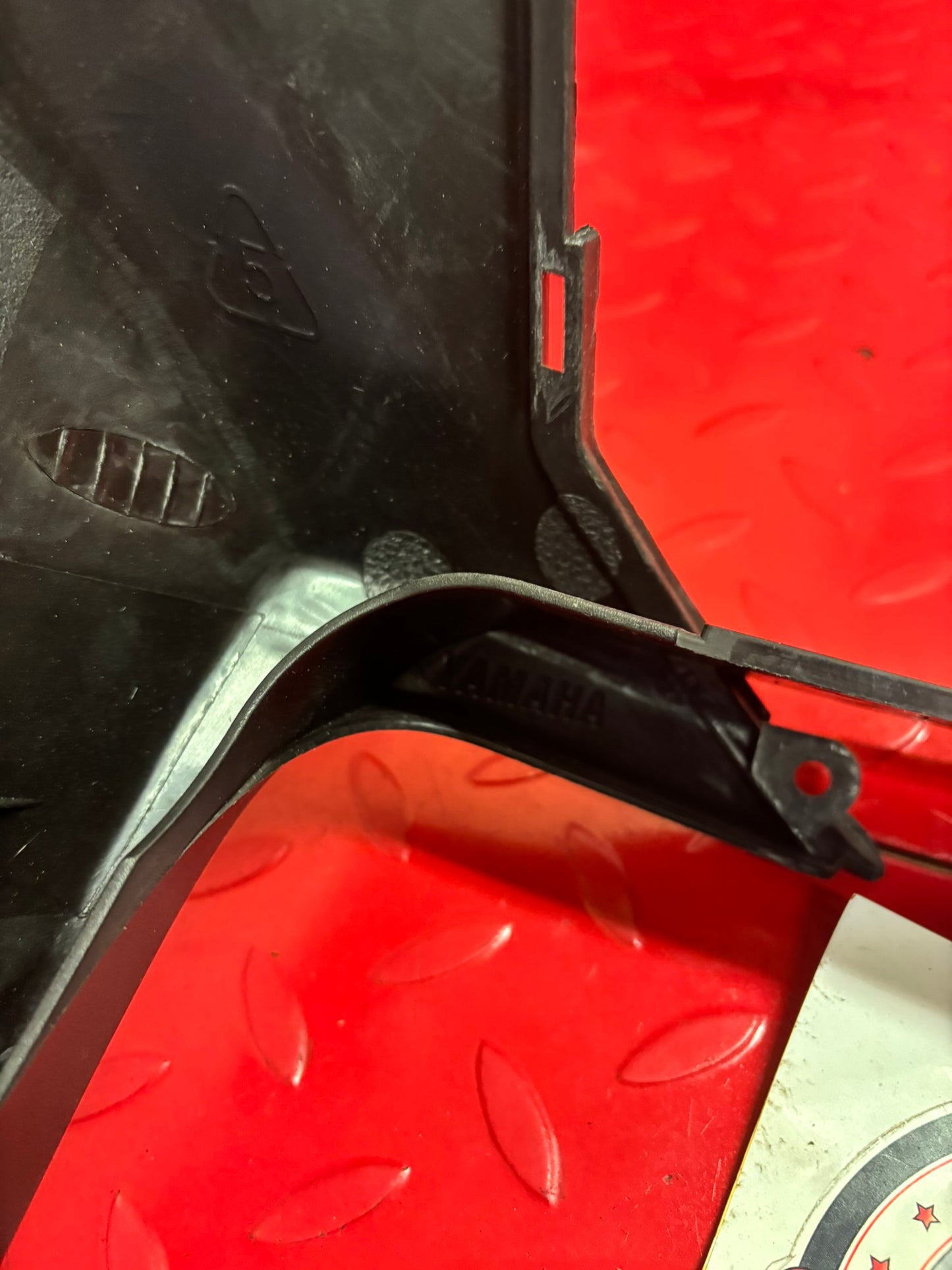 YAMAHA FENDER MOLE 1CD-F1519-00-00 YBOX