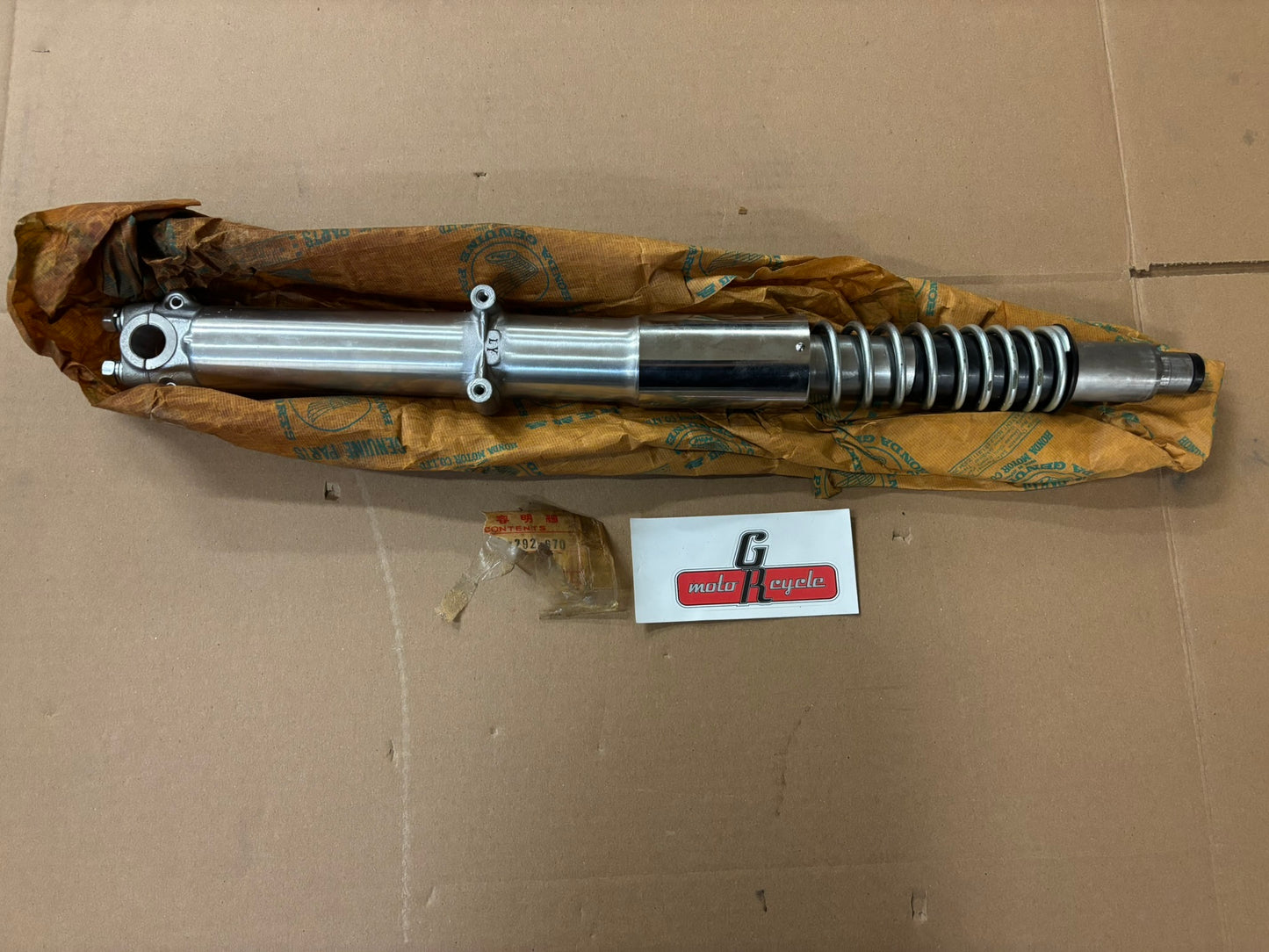 HONDA RIGHT FRONT FORK 51400-292-670 HBOX