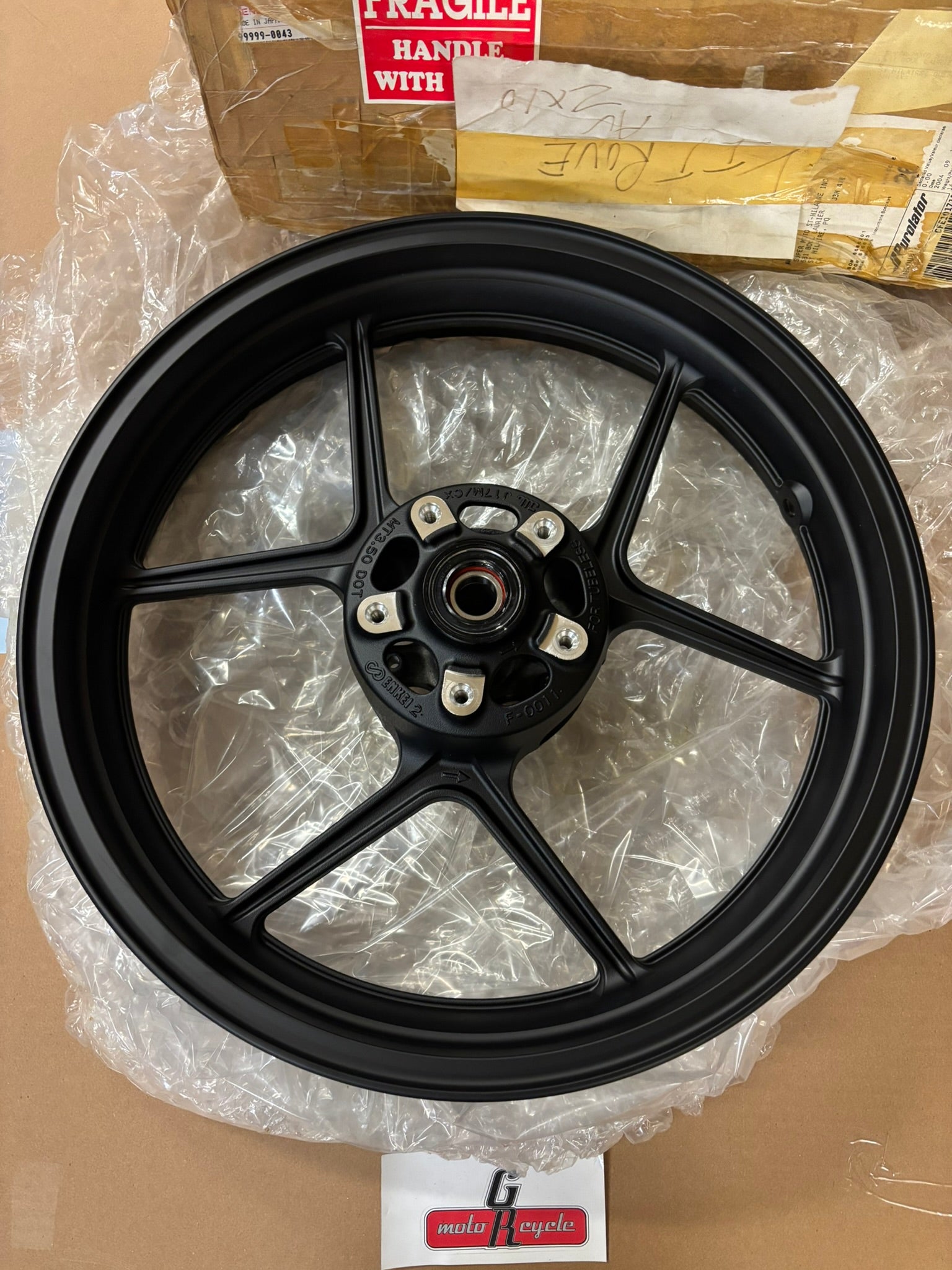 KAWASAKI ZX10R ZX1000 2004 FRONT WHEEL KIT 99999-0043 KBOX