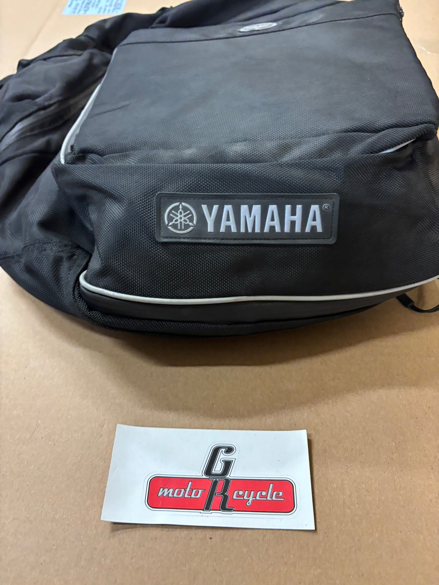 YAMAHA BAG EXPANDABLE RACK PACK DAMAGED SMA-8JY63-00-00-D YBOX