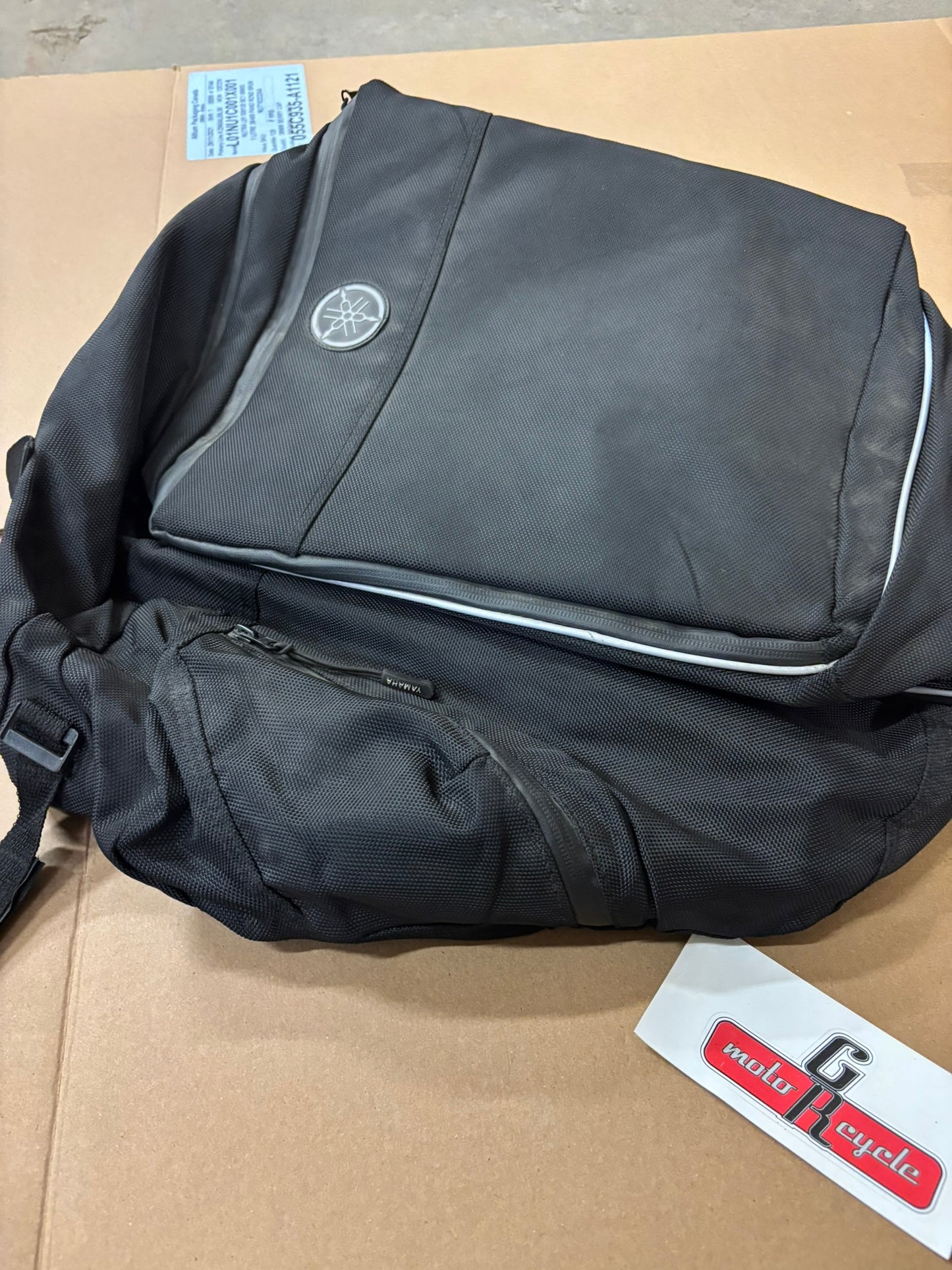 YAMAHA BAG EXPANDABLE RACK PACK DAMAGED SMA-8JY63-00-00-D YBOX