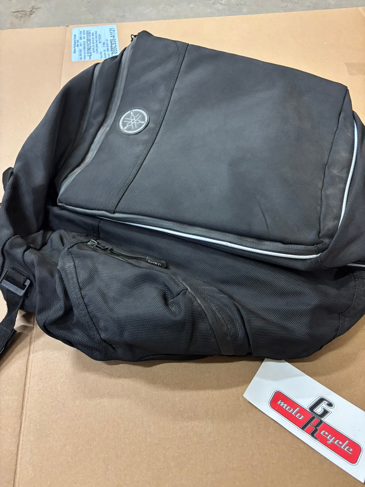 YAMAHA BAG EXPANDABLE RACK PACK DAMAGED SMA-8JY63-00-00-D YBOX