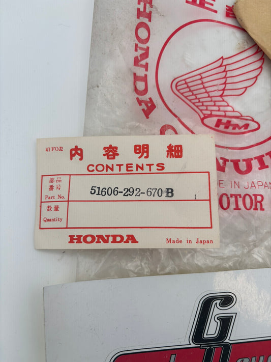 HONDA FRONT FORK COVER 51606-292-670B H189