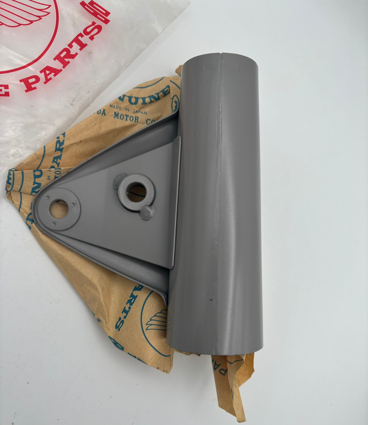 HONDA RIGHT FRONT FORK COVER 51602-292-672Z H190