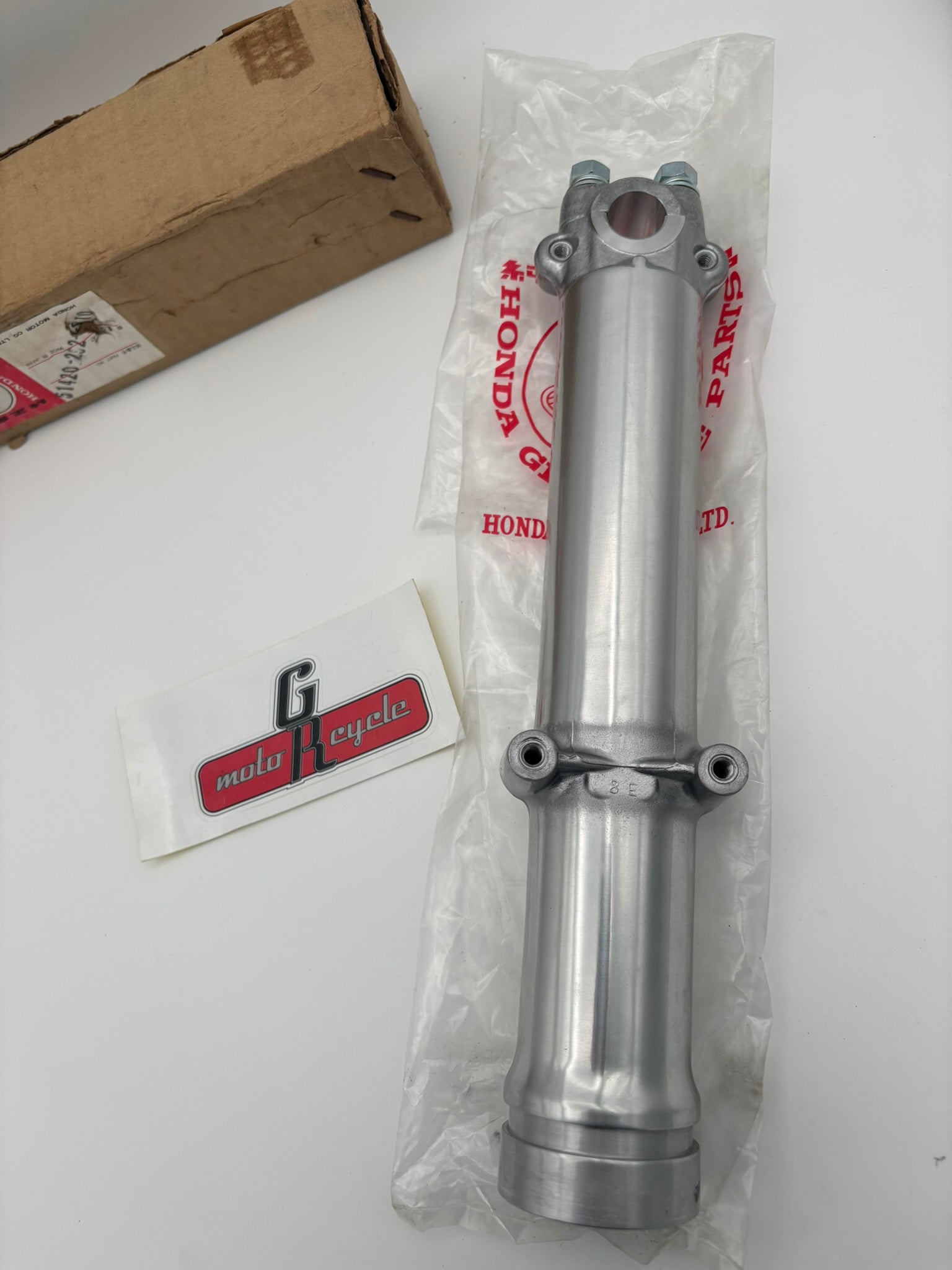 HONDA FORK BOTTOM CASE 51420-292-010 H194