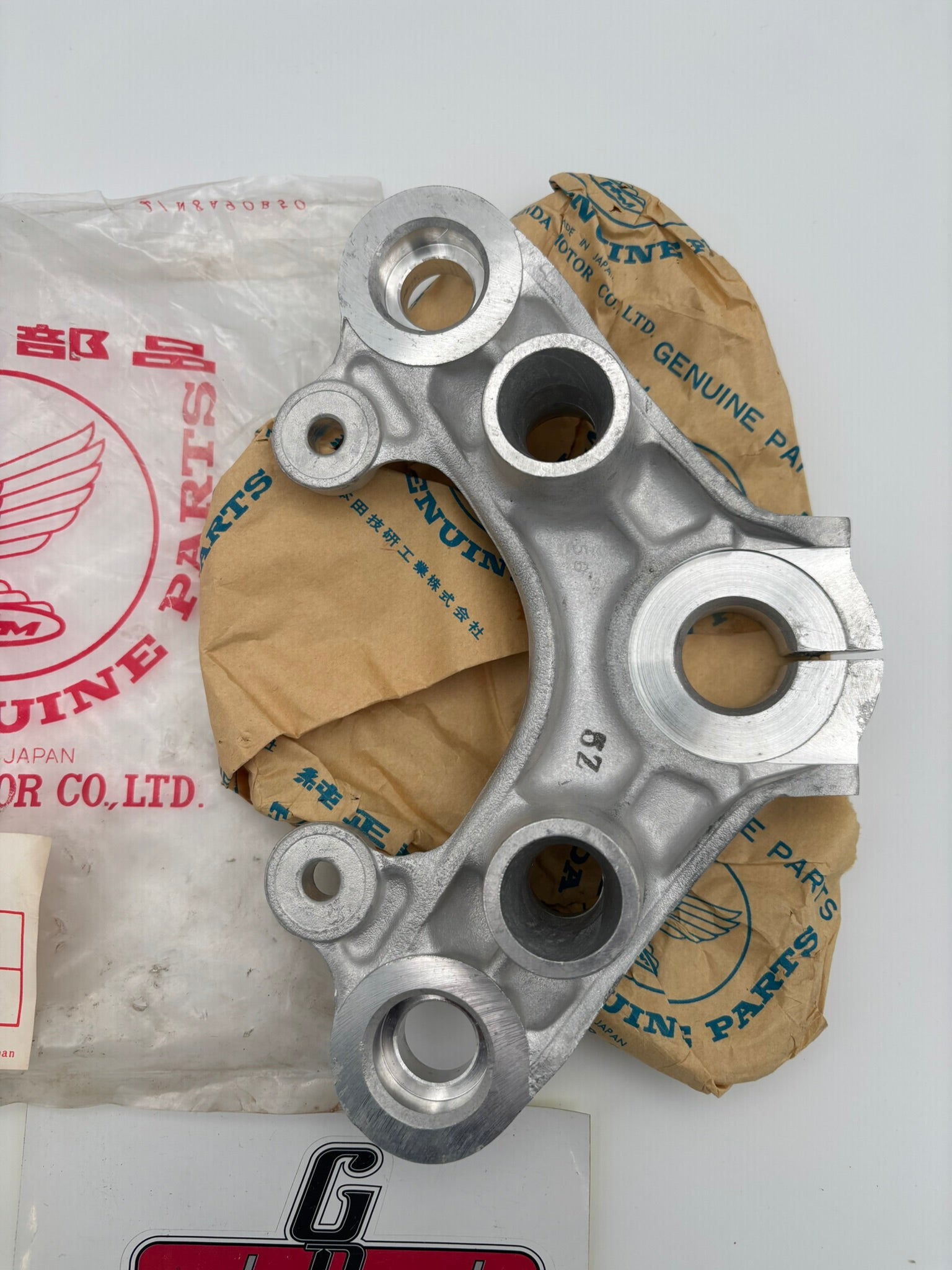 HONDA FORK TOP BRIDGE 53230-292-020 H198