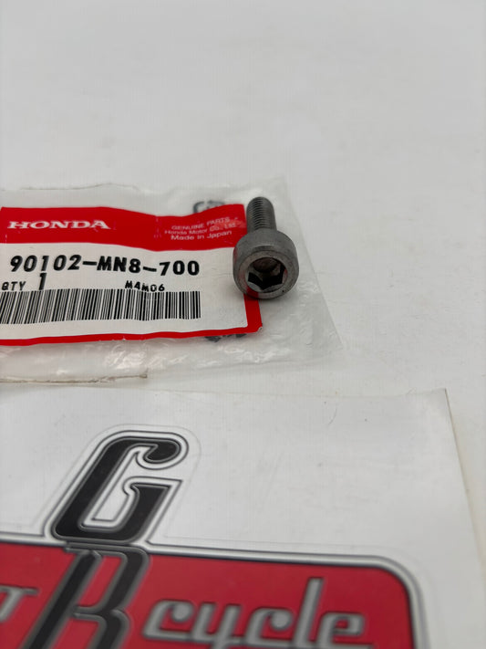 HONDA SOCKET BOLT (8X25) 90102-MN8-700 H219