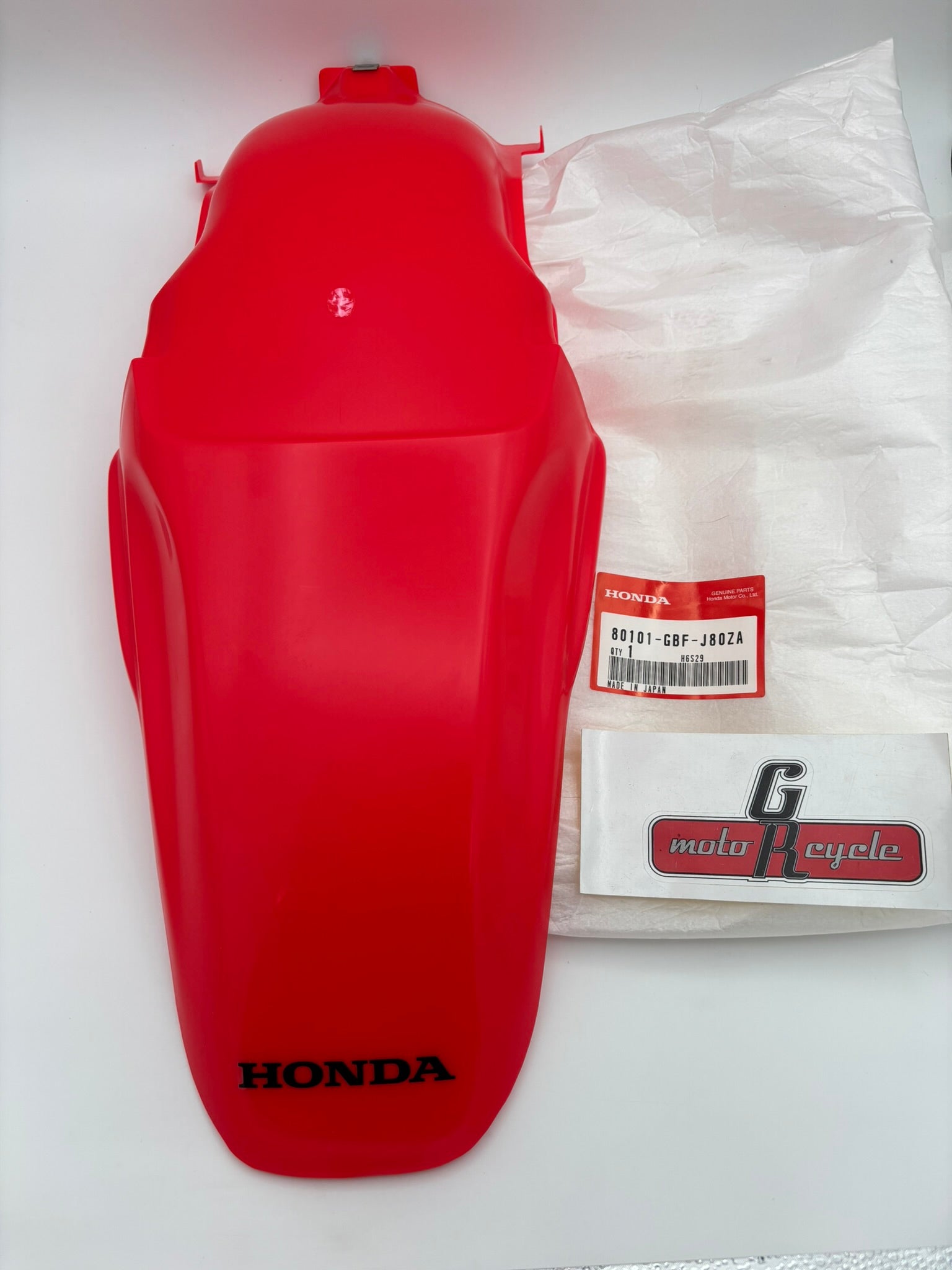 HONDA REAR FENDER *R254R* 80101-GBF-J80ZA HBOX