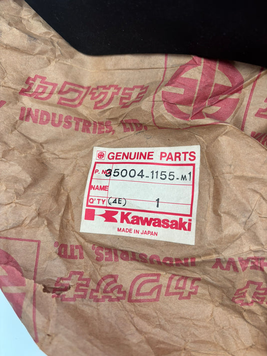 KAWASAKI FRONT FENDER BLACK / RED 35004-1155-M1 K40