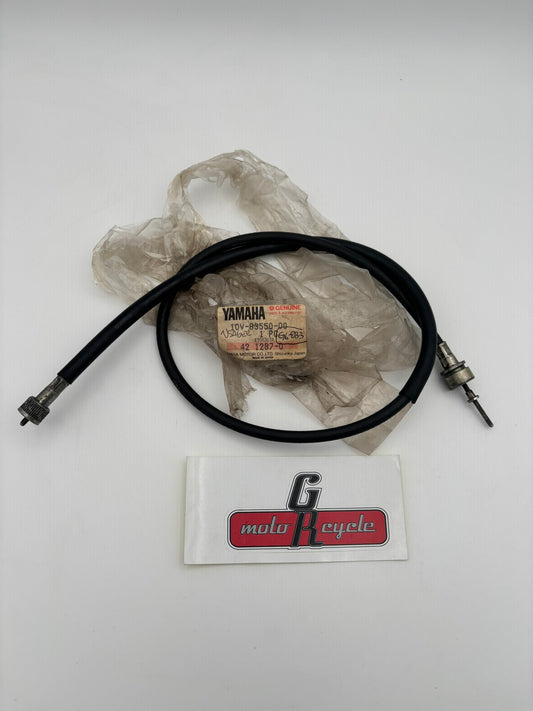 YAMAHA USED SPEEDOMETER CABLE 10V-83550-00-00-U Y272