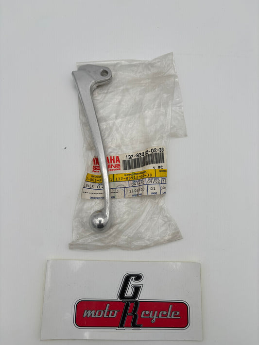 YAMAHA LEFT LEVER 137-83912-02-38 Y273
