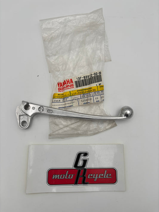 YAMAHA LEFT LEVER 137-83912-02-38 Y273