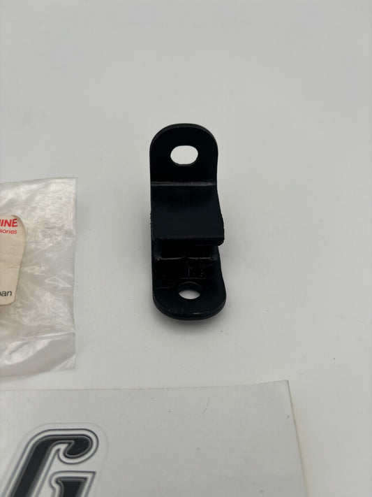 YAMAHA MUFFLER STAY 1M1-14772-00-00 Y274